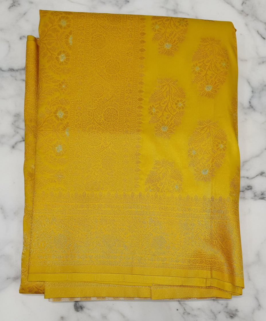 Kanchipuram Pure Silk Saree with Butta Motif in Refreshing Yellow Color
