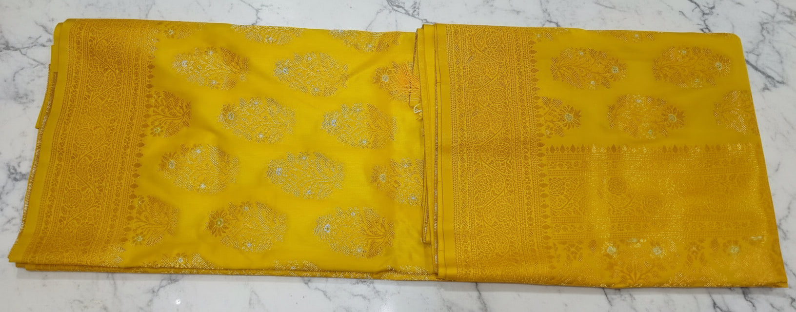 Kanchipuram Pure Silk Saree with Butta Motif in Refreshing Yellow Color
