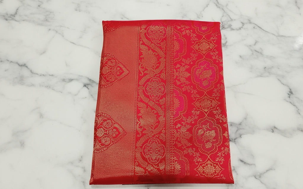 Kanchipuram Pure Silk Saree with detailed Butta motifs and luxurious Pallu in Royal Pink color