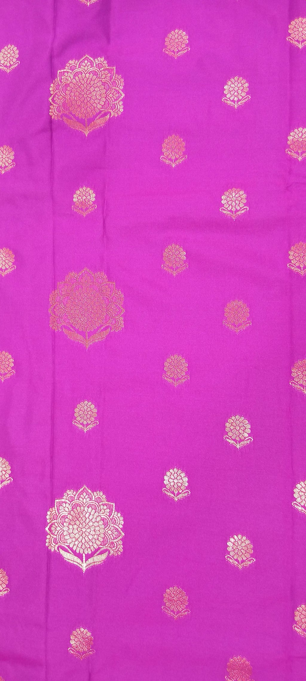 Kanchipuram Pure Silk Saree with Floral Butta in two tone Zari in Purple color with contrast border