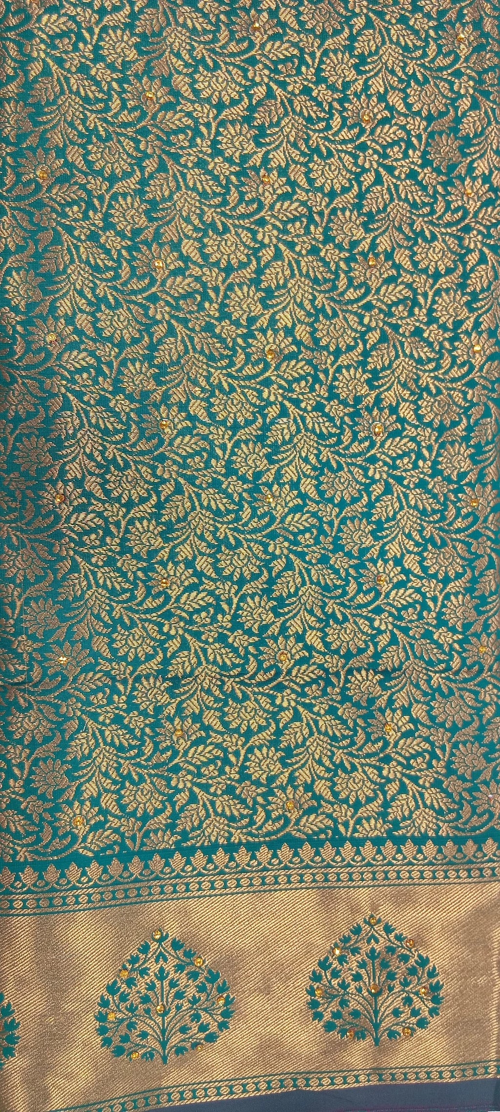 Kanchipuram Pure Silk Saree with detailed Gold Zari Butta motifs and luxurious Pallu with stick on Minakari in Bluish Green color