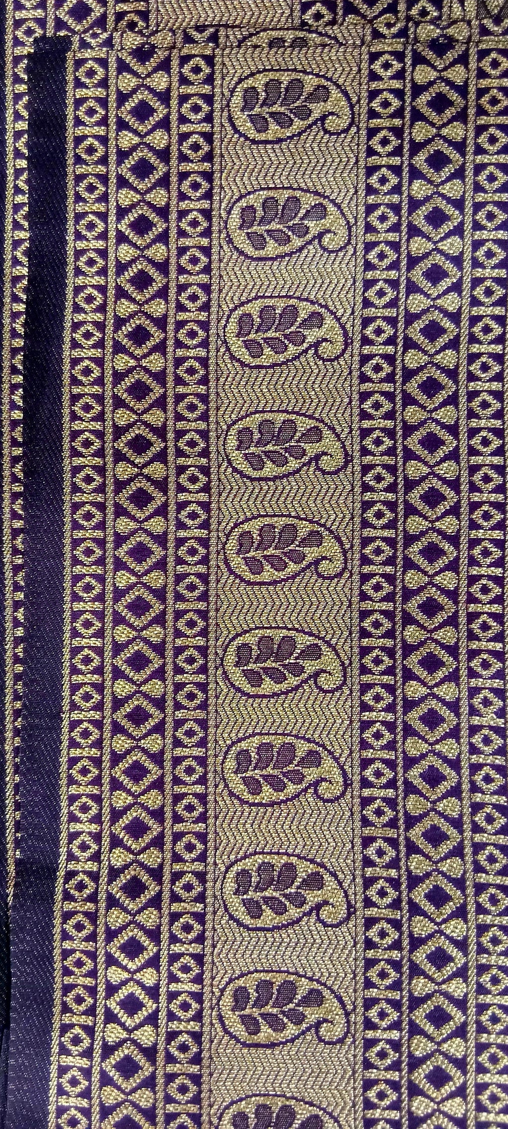 Banarasi Pure Silk Saree with mini gold zari butta motif all over saree with elaborate gold zari border and pallu in Royal Purple color