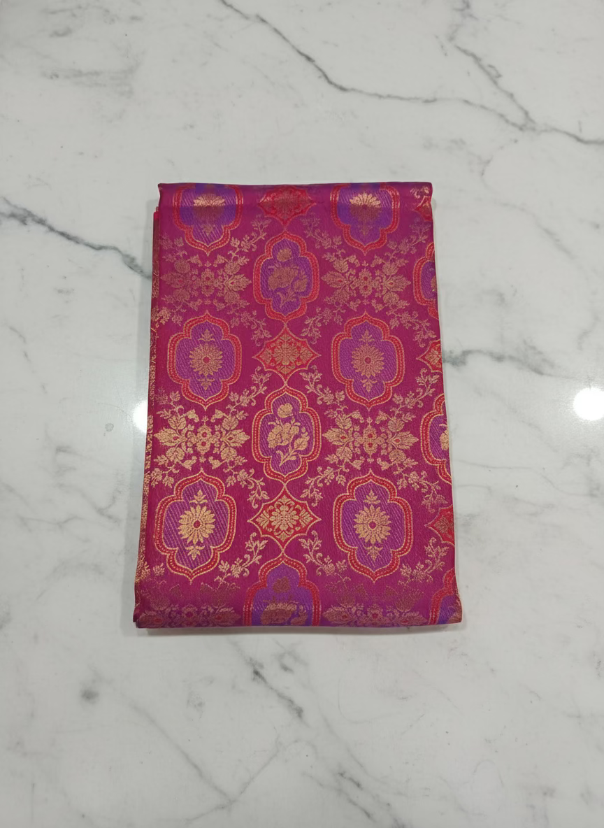 Kanchipuram Pure Silk Saree with detailed Butta motifs and luxurious Pallu in Reddish Pink color