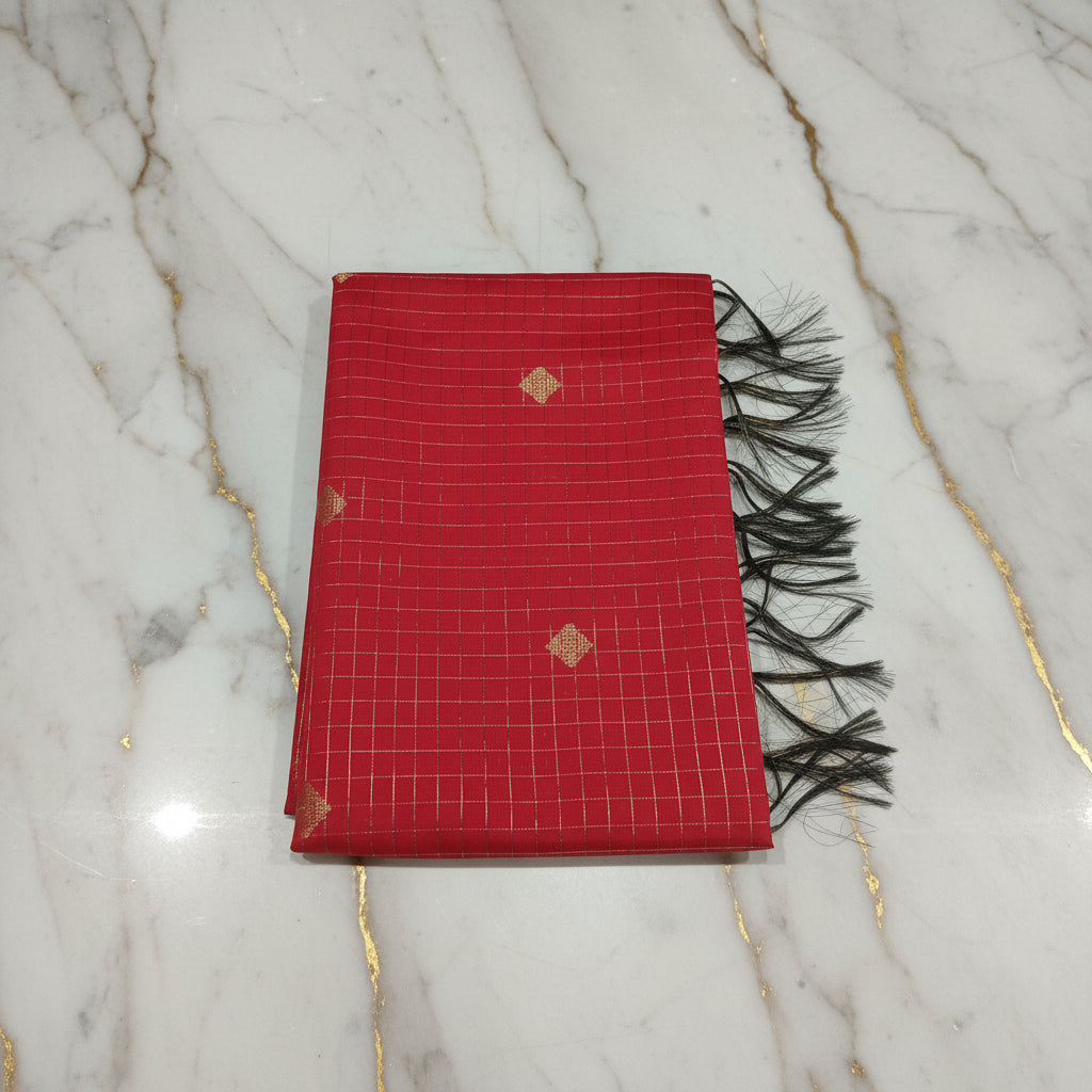 Kanchipuram Silk saree with Gold Zari checkered pattern with Gold Butta all over saree and pallu in Red Color