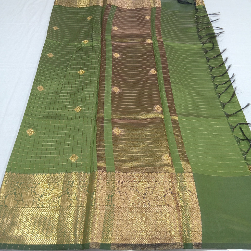 Kanchipuram Silk saree with Gold Zari checkered pattern with Gold Butta all over saree and pallu in Green color