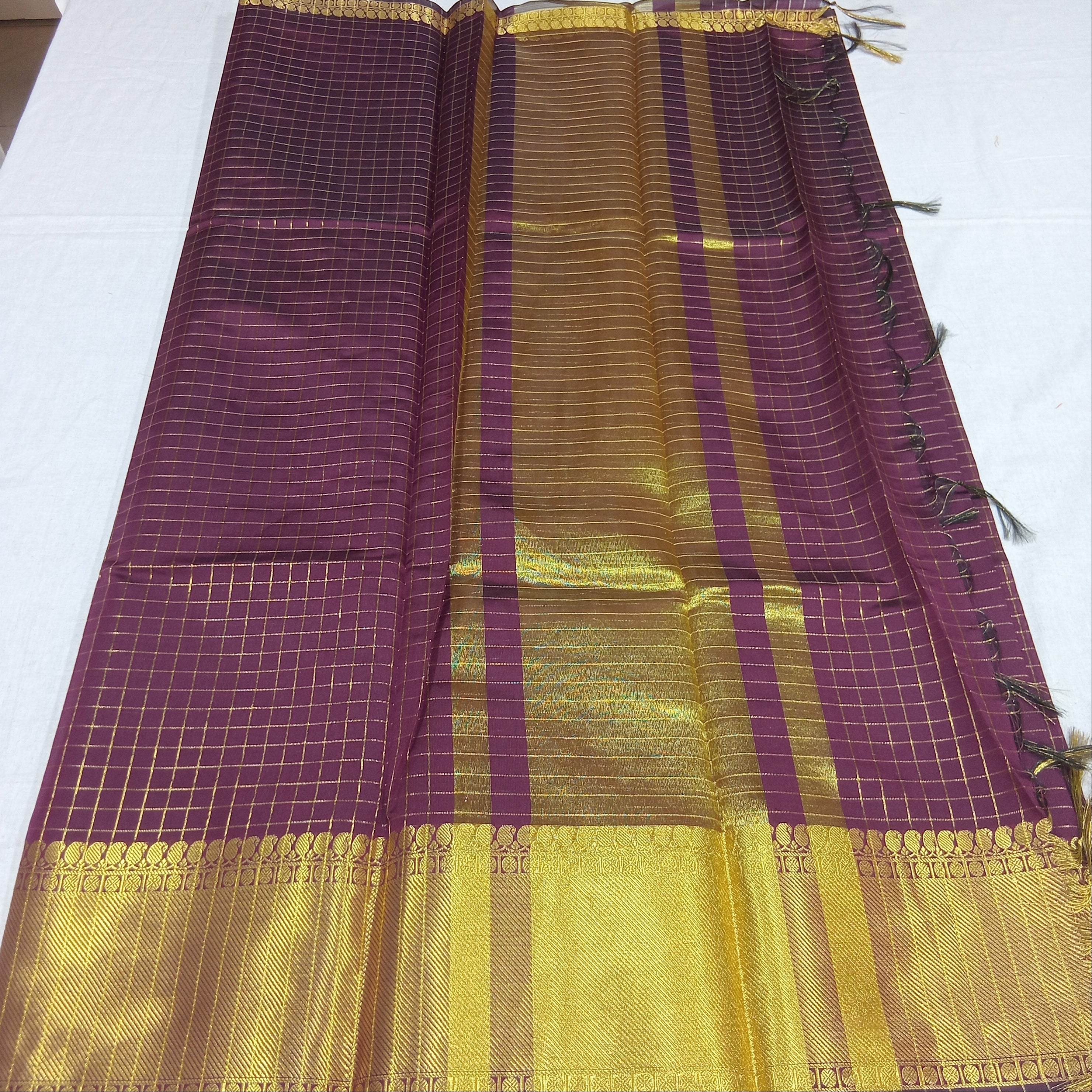 Kanchipuram Silk saree with Gold Zari mini checkered pattern with Gold Butta all over saree and pallu in Maroon Color