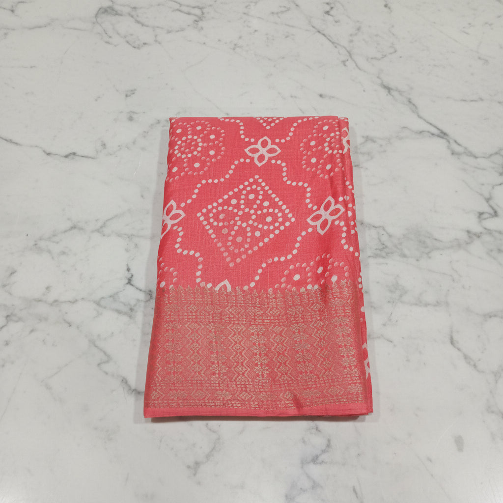 Cotton Polyester Trendy Modern Saree with Flowy Drape in Flower Printed Pattern in Pinkish Peach Color