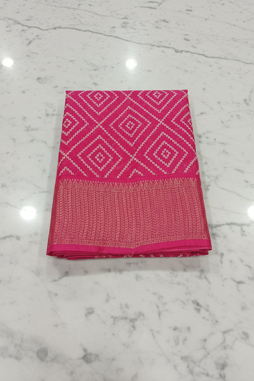 Cotton Polyester Trendy Modern Saree with Flowy Drape in Geometric Diamond Printed Pattern in Pink Color