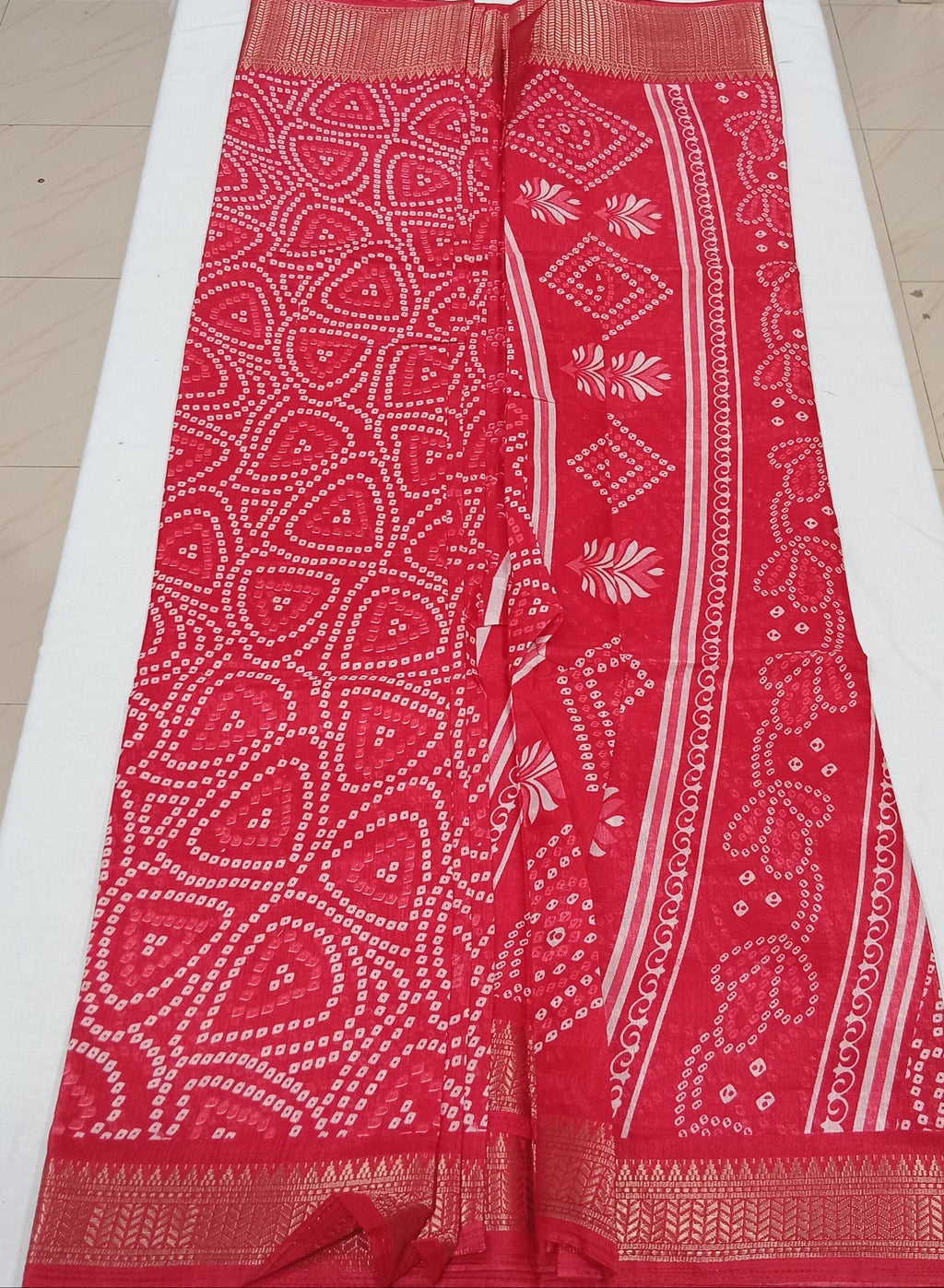 Cotton Polyester Trendy Modern Saree with Flowy Drape in Geometric Printed Pattern in Royal Pink Color