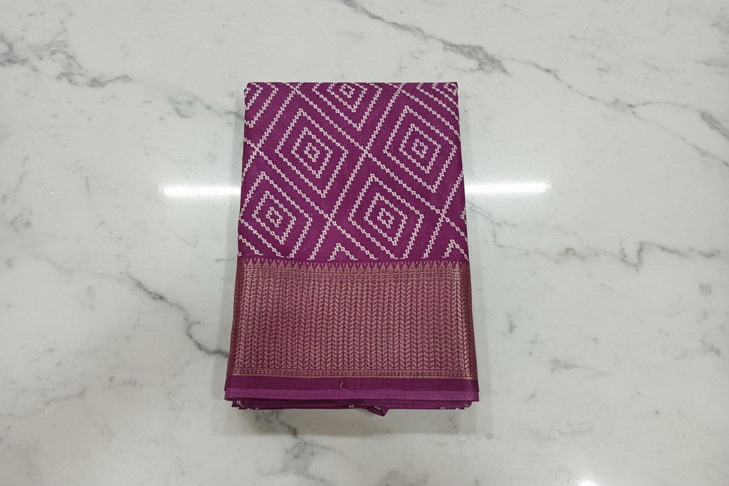 Cotton Polyester Trendy Modern Saree with Flowy Drape in Geometric Diamond Printed Pattern in Dark Lilac Color