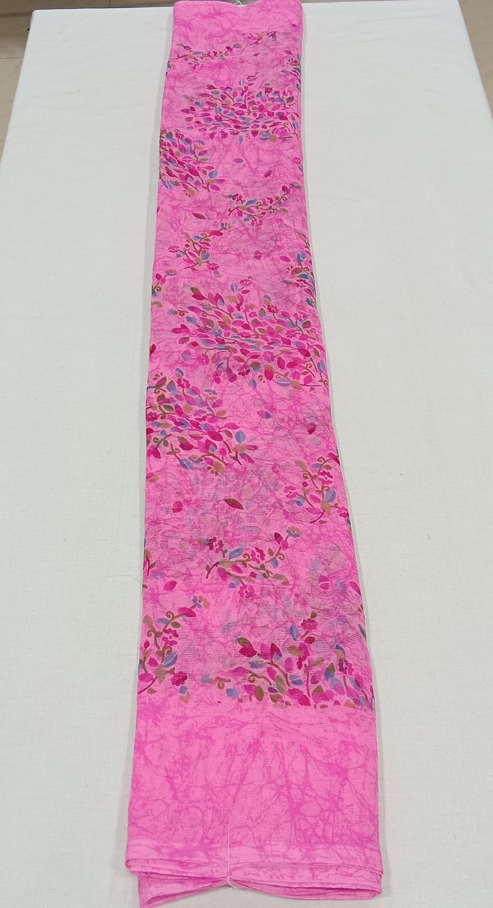 Chiffon Saree with printed Mini Flowers in Pinkish Pink color
