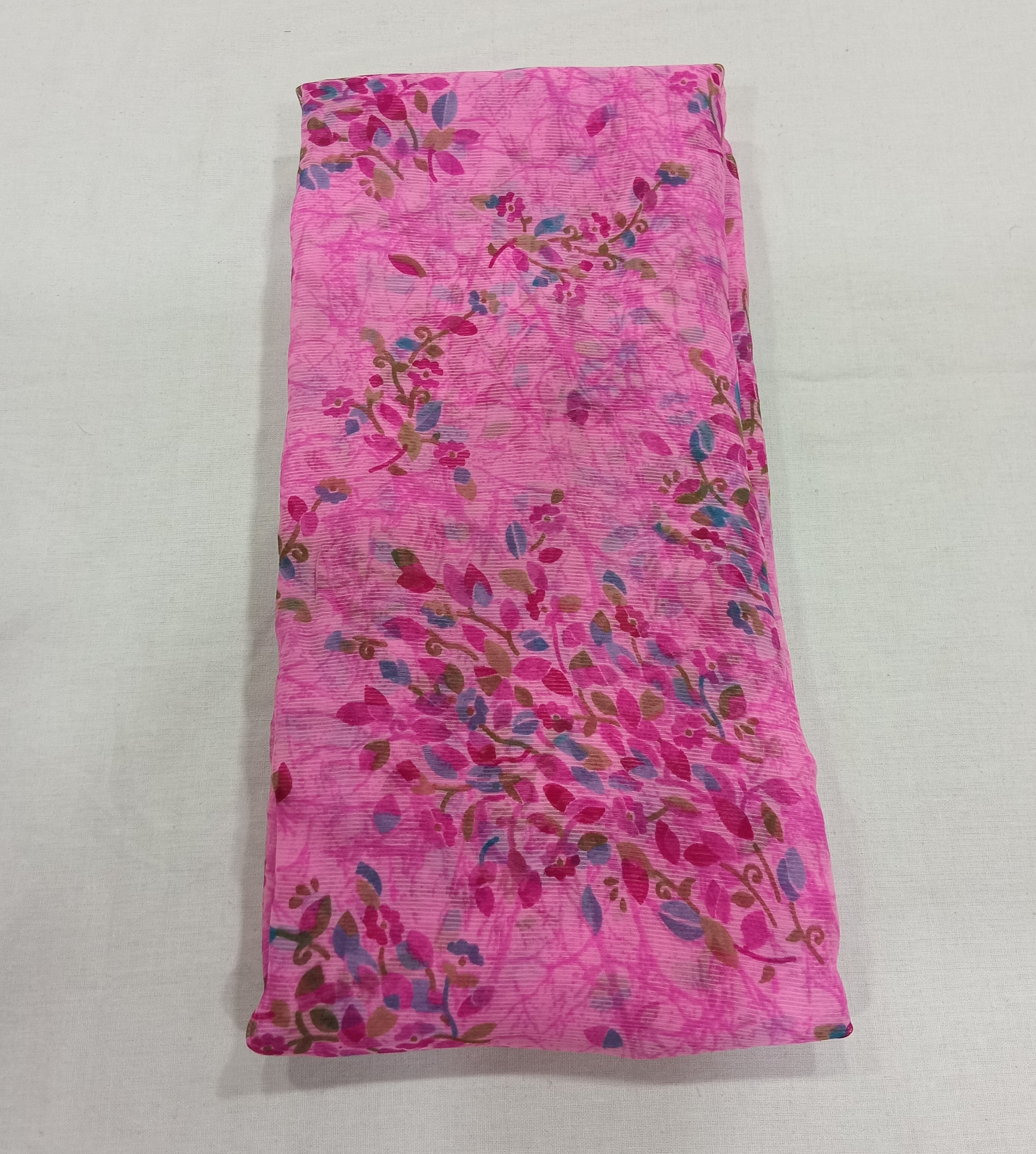 Chiffon Saree with printed Mini Flowers in Pinkish Pink color
