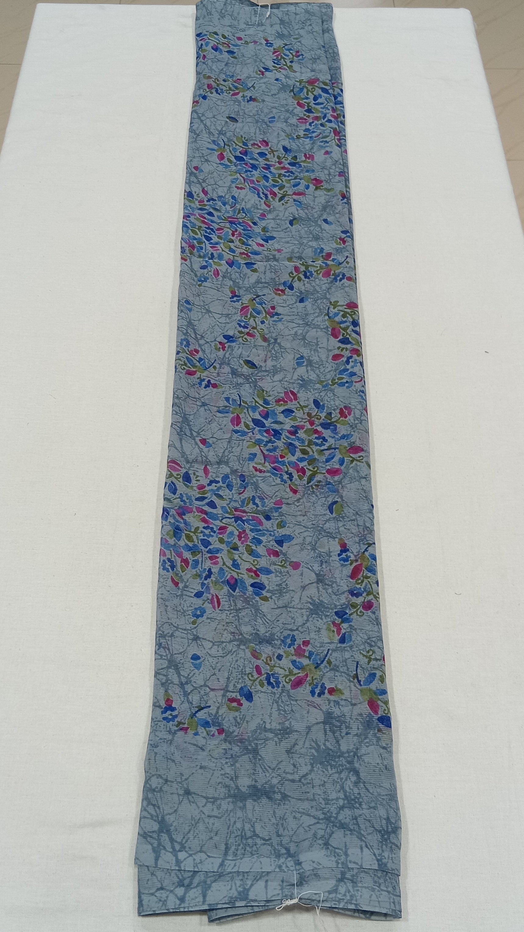 Chiffon Saree with printed Mini Flowers in Grey color
