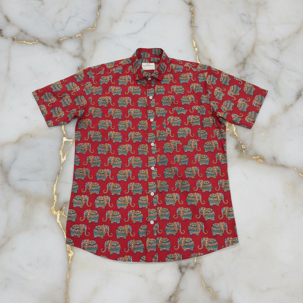 Cotton Mens Half Sleeve Shirt with Decorated Elephant Printed Pattern in Red Color, Size Large