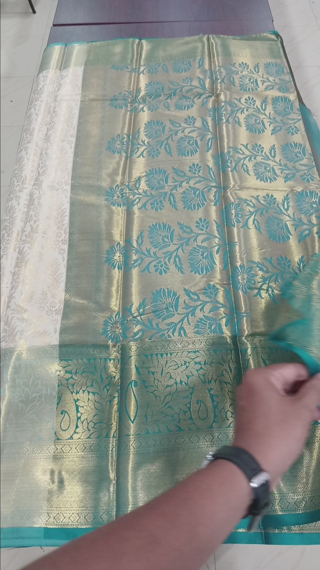 Kanchipuram Silk Saree with full gold zari weaving in Light Cream color in contrast Green color border