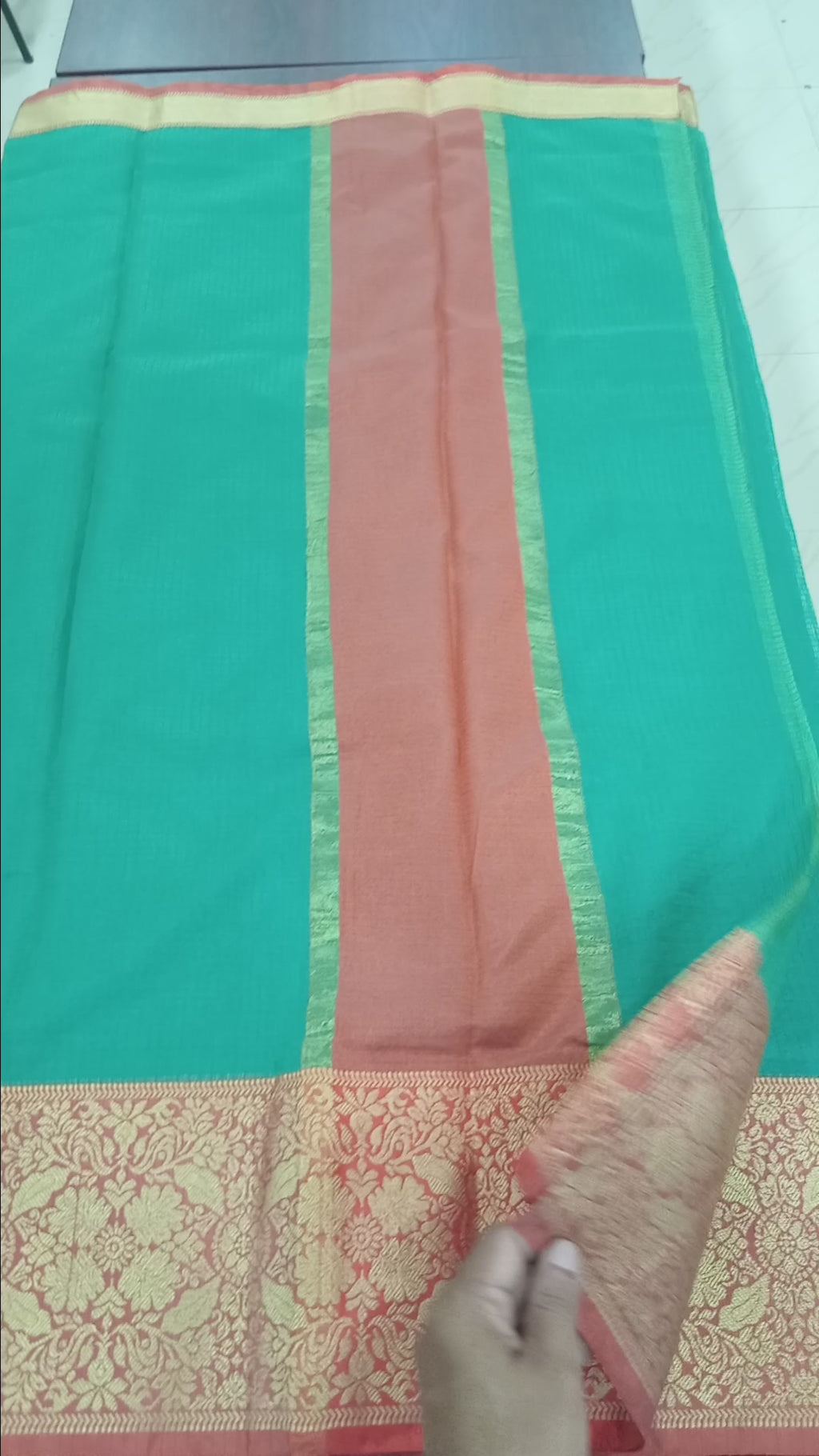 Silk Cotton Saree with intricate weaving border and pallu in Green Color with contrast borders