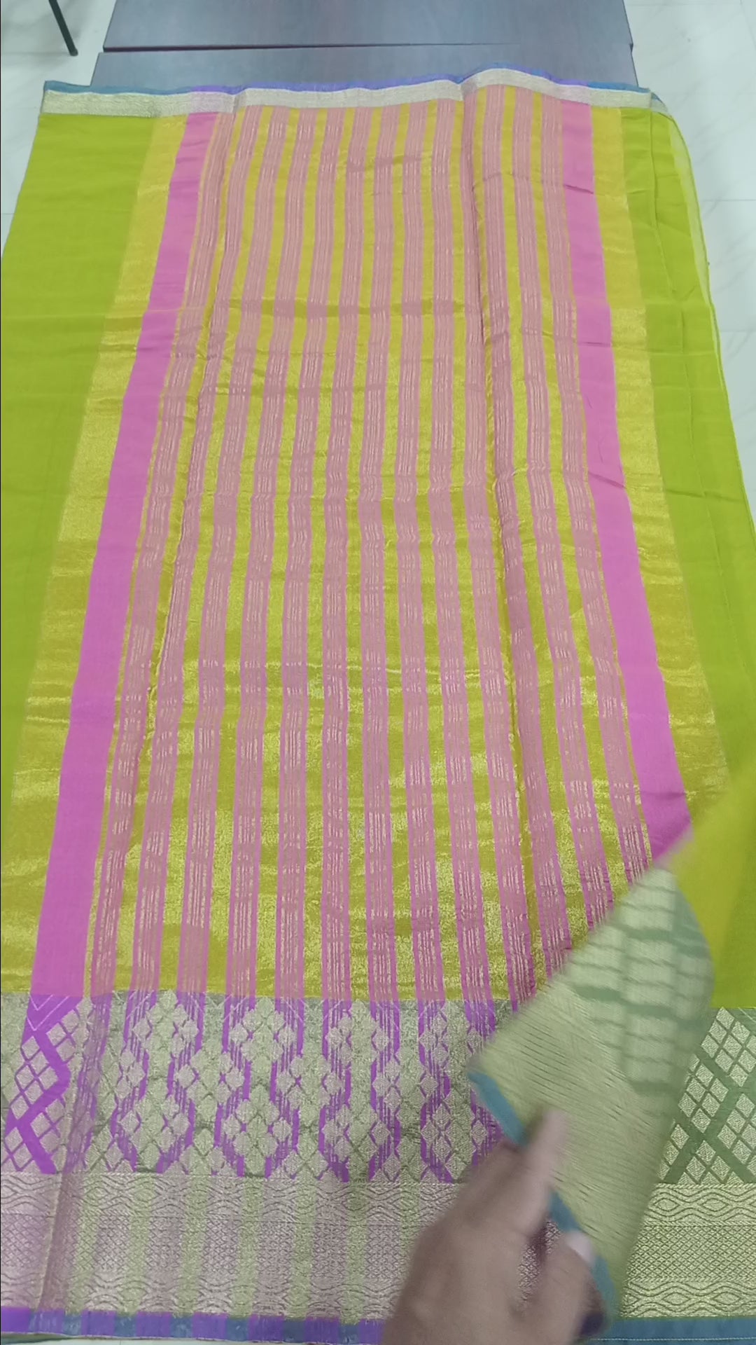 Silk Cotton Saree with intricate weaving border and pallu in Light Green Color with Gold zari thread weaving and Size 38 Saree blouse